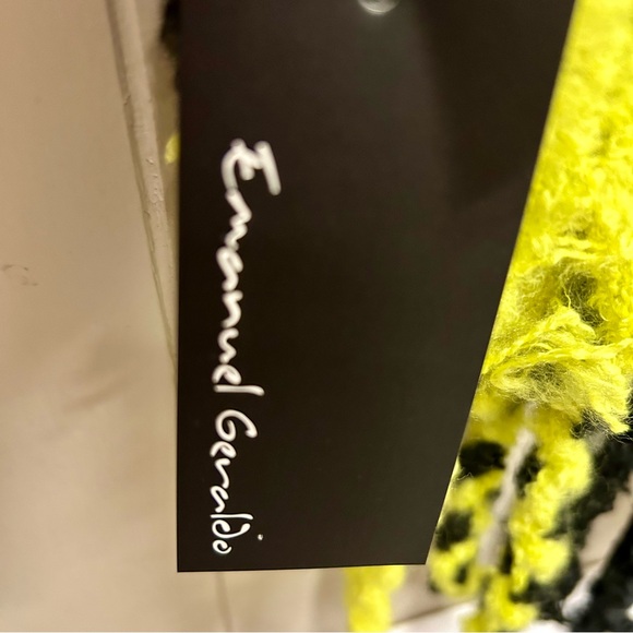 Emanuel Geraldo Yellow & Black Buffalo Plaid Scarf NWT Fringe - Picture 6 of 6